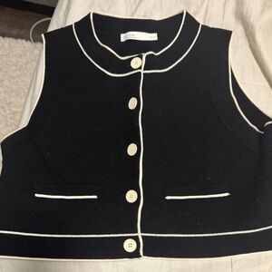 Oak+Fort black crop Sleeveless Button-Up Vest